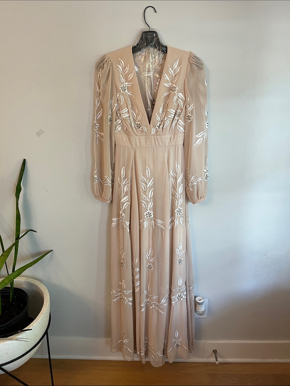 BHLDN Blush Maxi Dress with White Floral Embroidery and Long Sleeves Sz 2